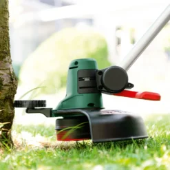 Bosch Coupe-bordure à Batterie Universalgrasscut 18V 2.5Ah 10 Bosch Coupe-bordure à Batterie Universalgrasscut 18V 2.5Ah -Seve Nature Soldes Boutique 1026002 1474150