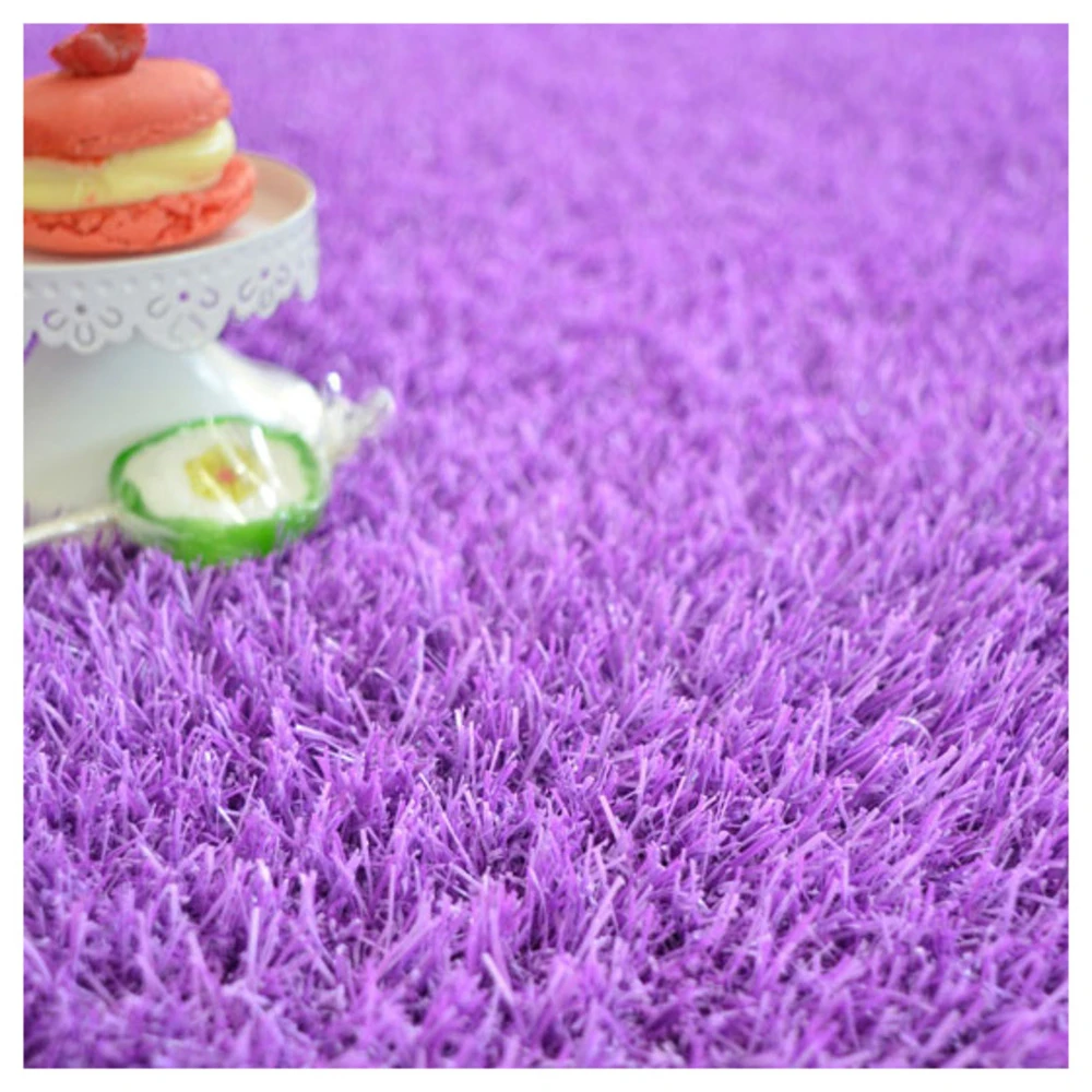 Gazon Synthétique Happy Party - Couleur Violet - Classé Feu - 20mm - 1m X 7m 6 Gazon Synthétique Happy Party - Couleur Violet - Classé Feu - 20mm - 1m X 7m – Image 4