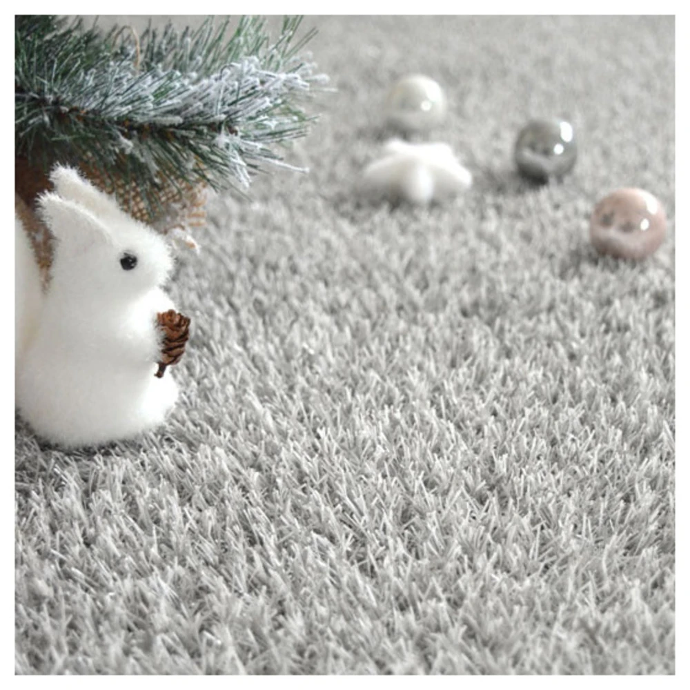 Gazon Synthétique Happy Party - Couleur Gris Clair - Classé Feu - 20mm - 2m X 6m 3 Gazon Synthétique Happy Party - Couleur Gris Clair - Classé Feu - 20mm - 2m X 6m